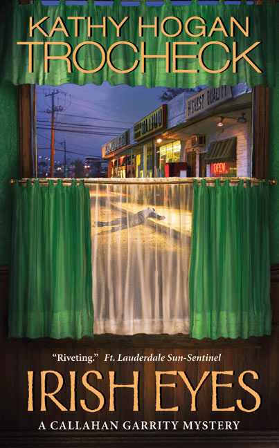 Irish Eyes: A Callahan Garrity Mystery