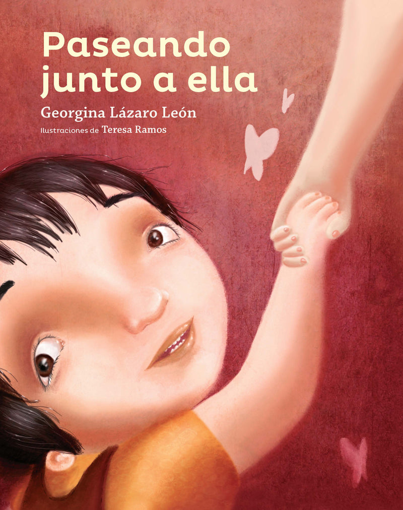 Paseando junto a ella