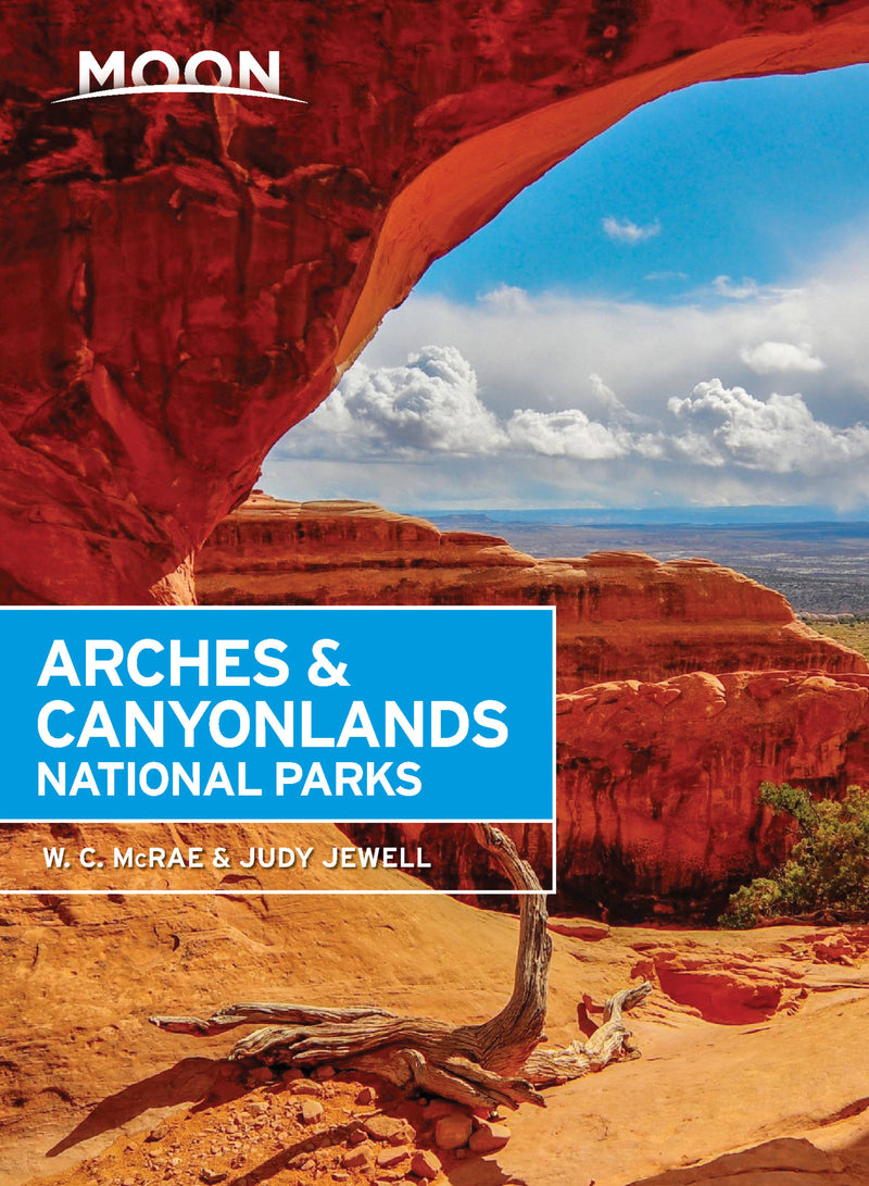 Moon Arches & Canyonlands National Parks